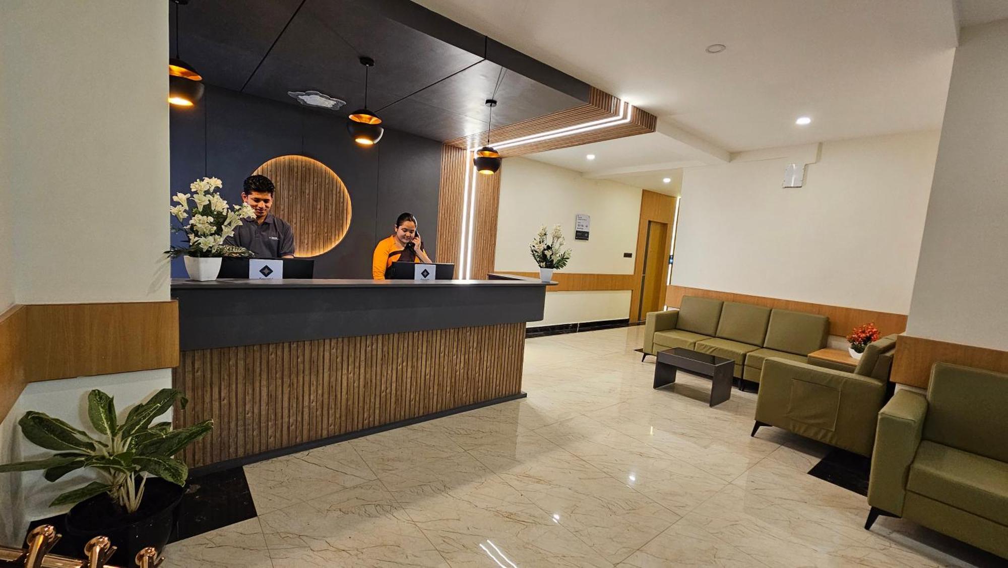Emerald Urban Comforts ไมซอร์ ภายนอก รูปภาพ