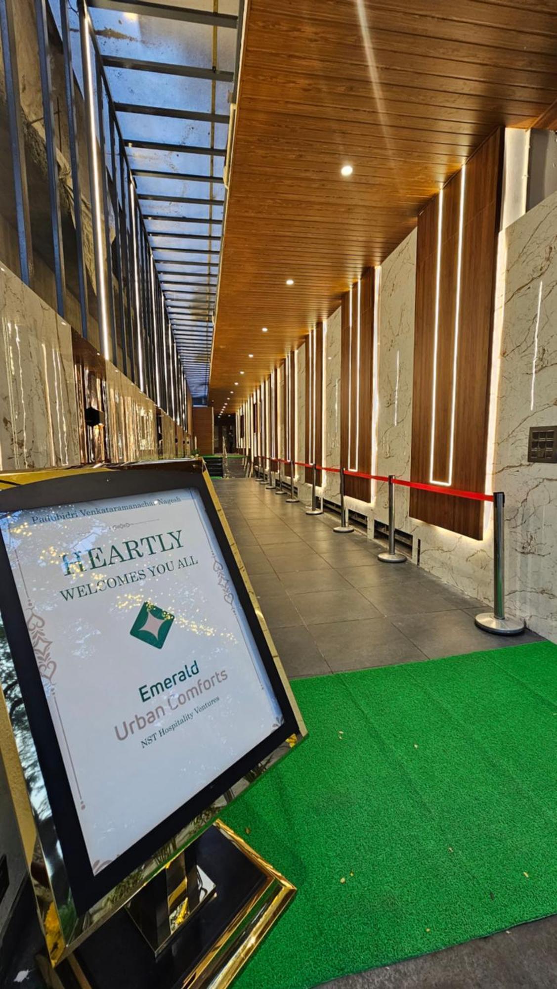 Emerald Urban Comforts ไมซอร์ ภายนอก รูปภาพ
